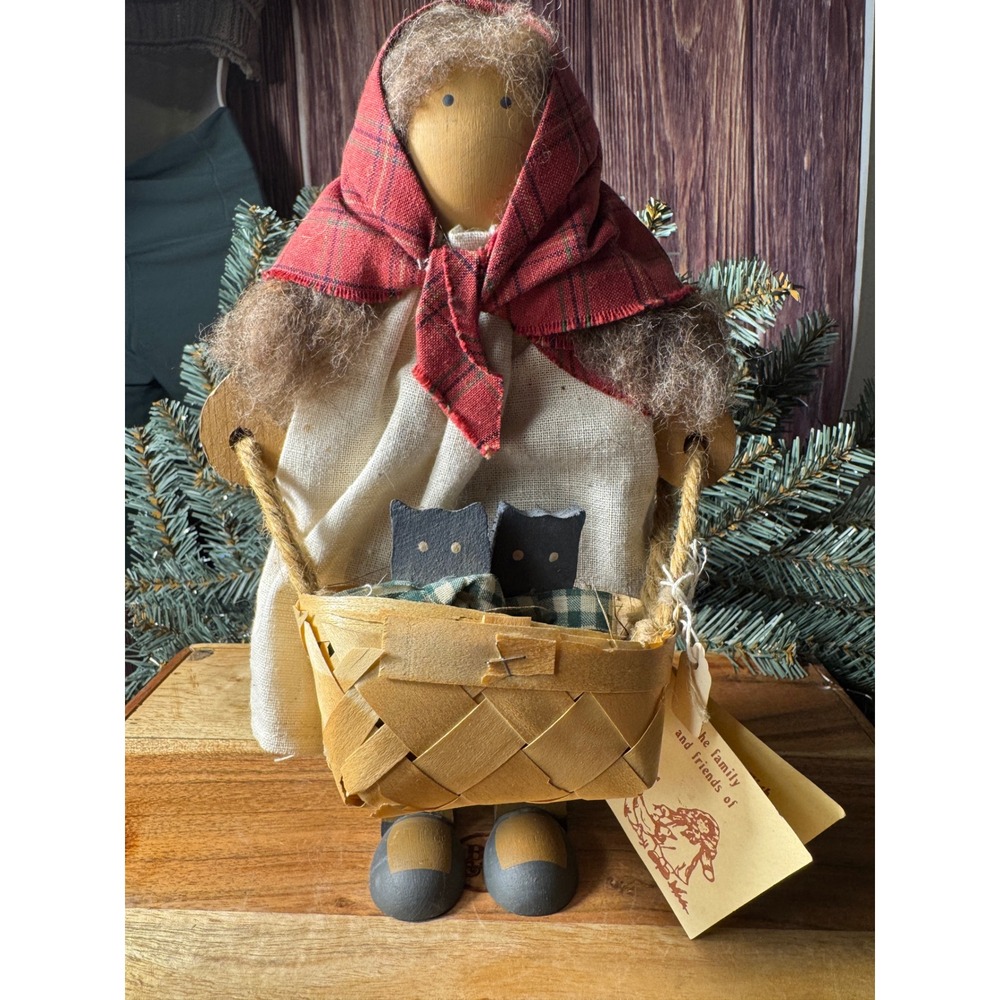Lizzie High Wooden Doll 1985 10.5" Cream Red Plaid Woman with Cats in Basket
